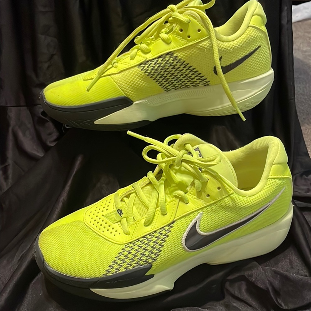 Nike Bright Green GT Academy